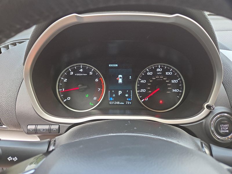 2024 Mitsubishi Eclipse Cross SE photo 24