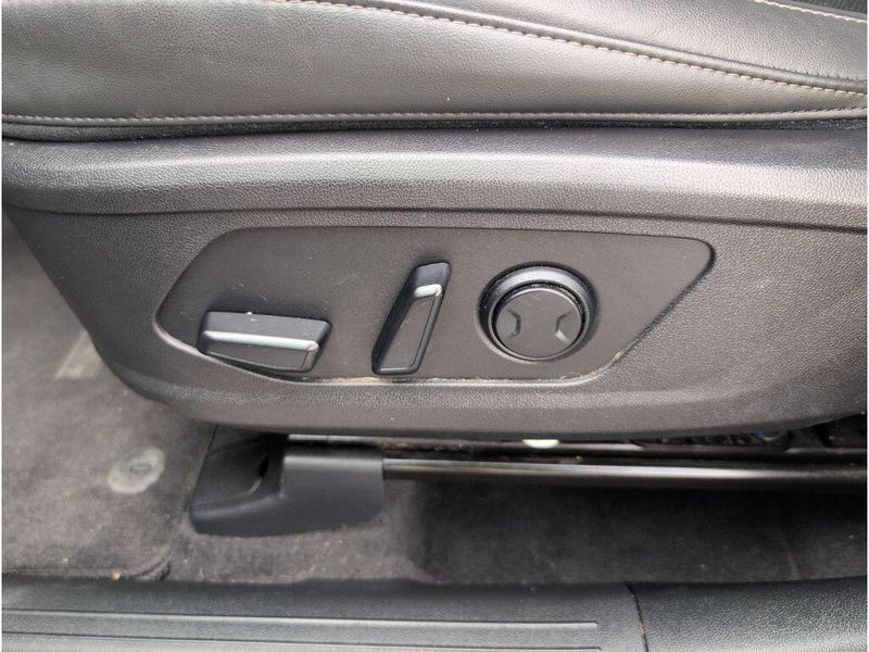 Used 2023 Kia Sorento SImage 11