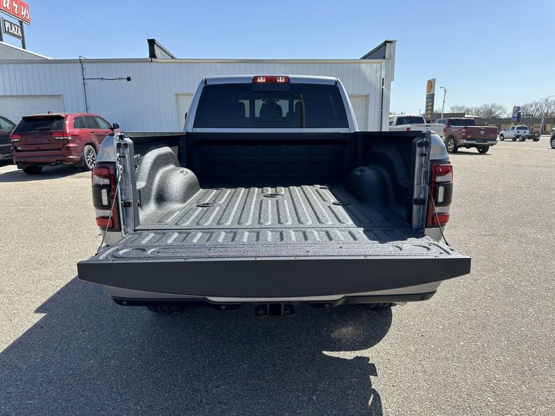 2024 RAM 3500 Laramie Mega Cab 4x4 6