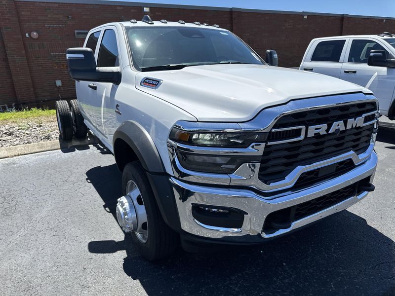 2025 RAM 4500 Tradesman Chassis Crew Cab 4x4 60
