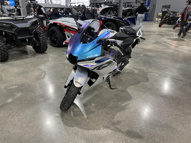 New 2025 Yamaha YZF-R3 ABS Image 5