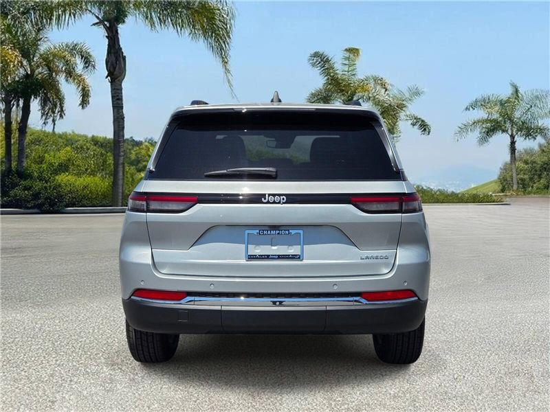 New 2026 Jeep Grand Cherokee Laredo X 4x2