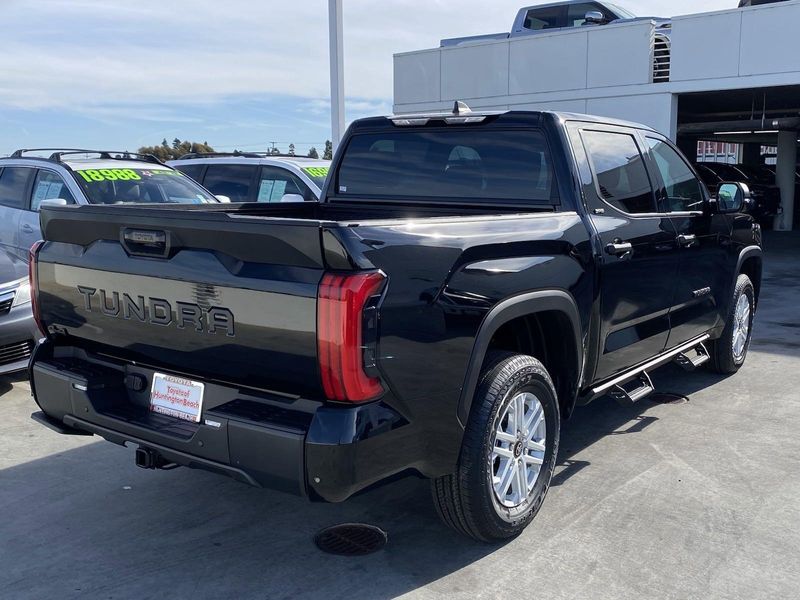 2025 Toyota Tundra SR5Image 3