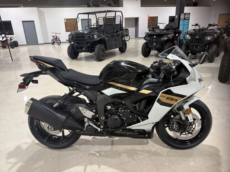 New 2026 Kawasaki NINJA ZX-6R Image 10