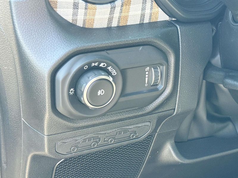 New 2026 Jeep Wrangler 4-door 85th Anniversary Edition