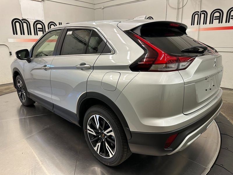 2024 Mitsubishi Eclipse Cross SEImage 8