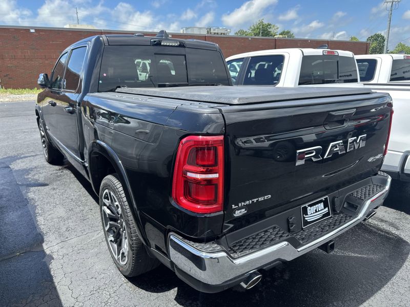 2025 RAM 1500 Limited Crew Cab 4x4 5