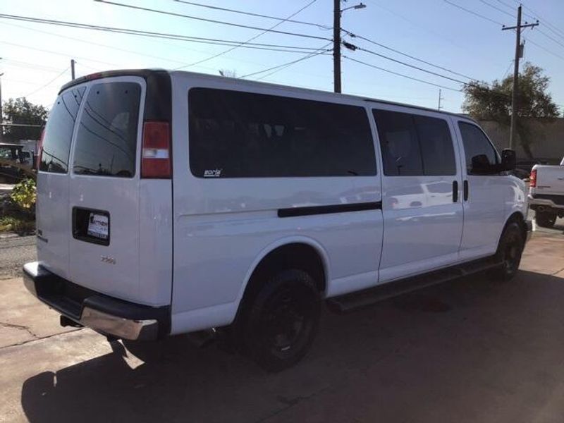 2019 Chevrolet Express 3500 LTImage 5