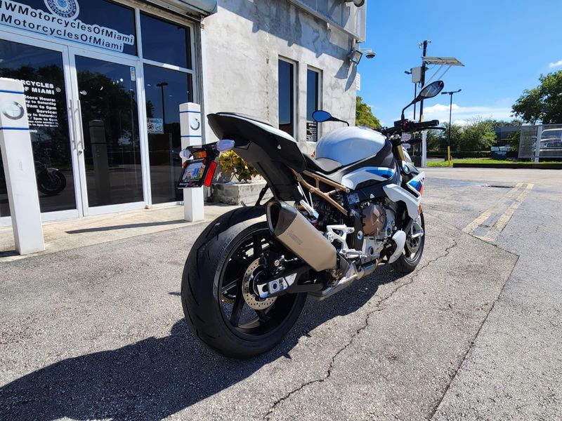 Used 2023 BMW S 1000 R Image 13