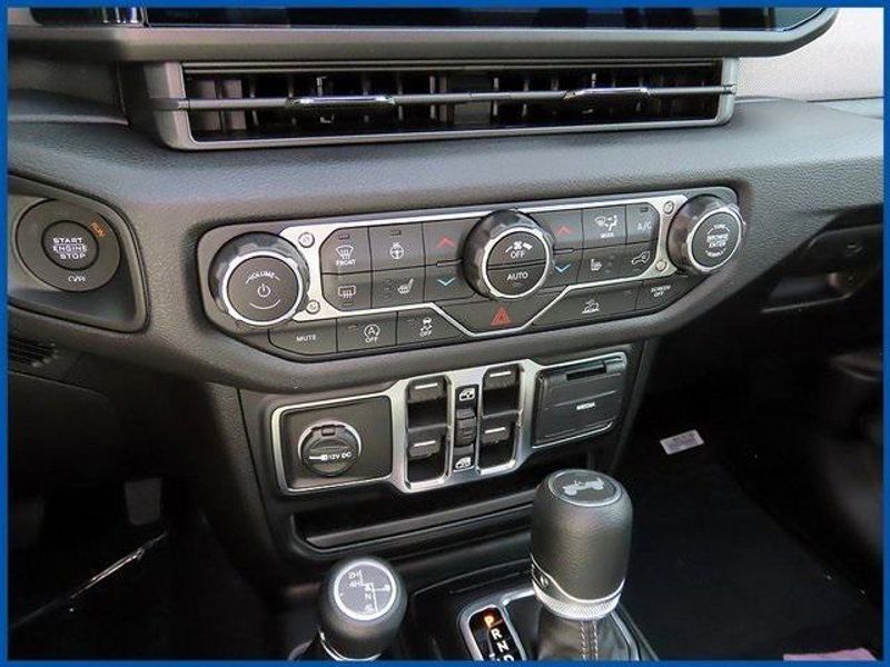 New 2025 Jeep Wrangler 4-DOOR SPORT S