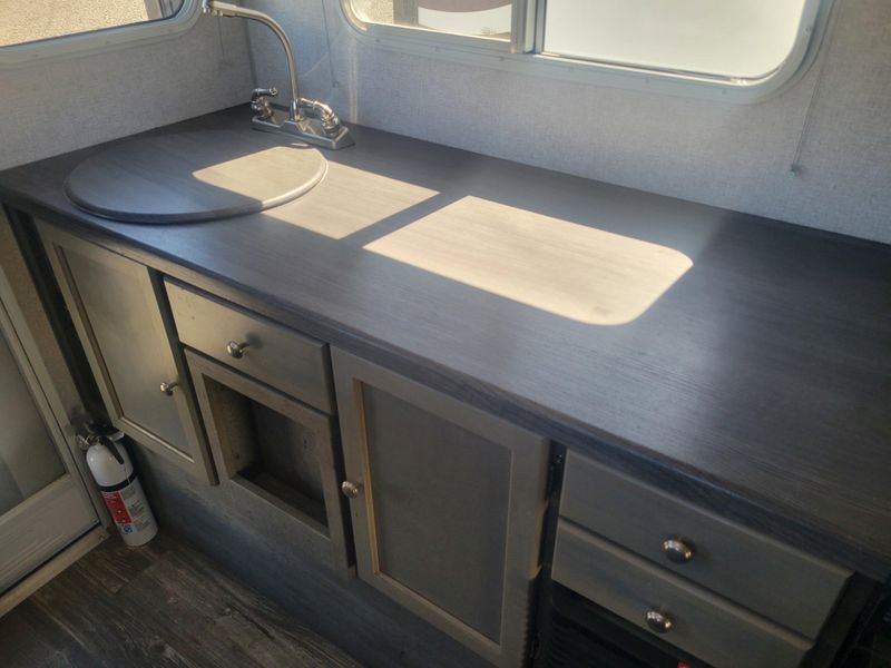 Used 2025 WOLF CREEK 890 Image 12