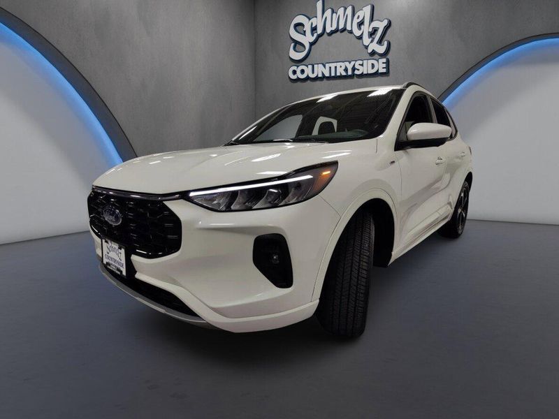 Used 2024 Ford Escape ST-Line Select AWD w/Tech #2 PkgImage 9