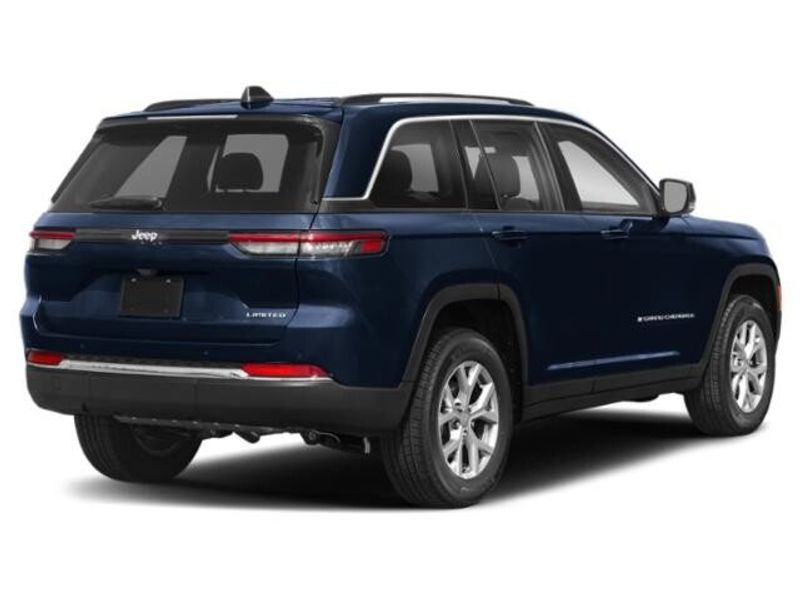 2025 Jeep Grand Cherokee LimitedImage 3