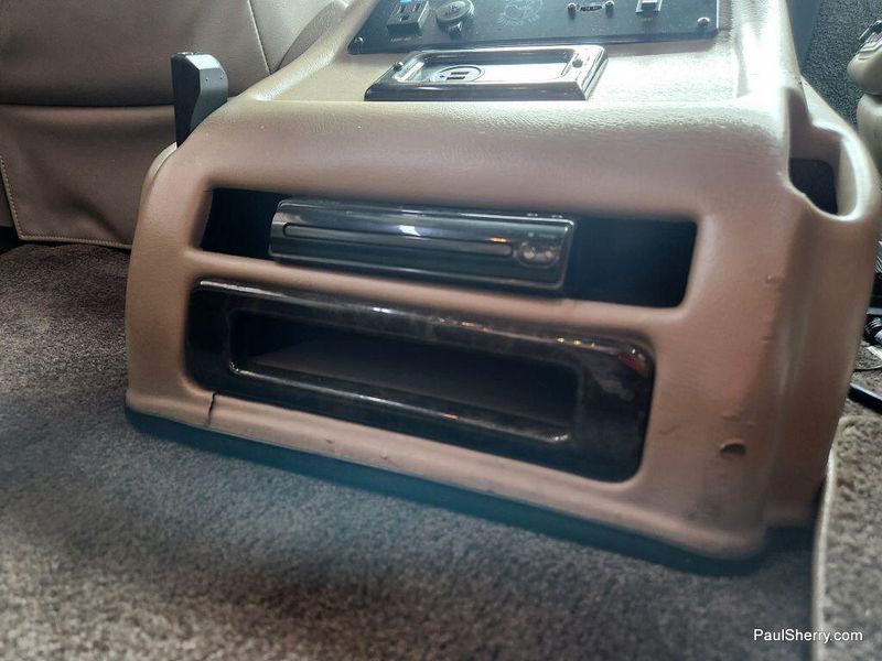 2018 GMC Savana 2500 Image 38