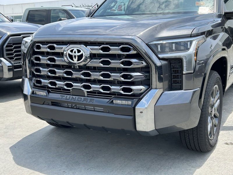 2024 Toyota Tundra PlatinumImage 7