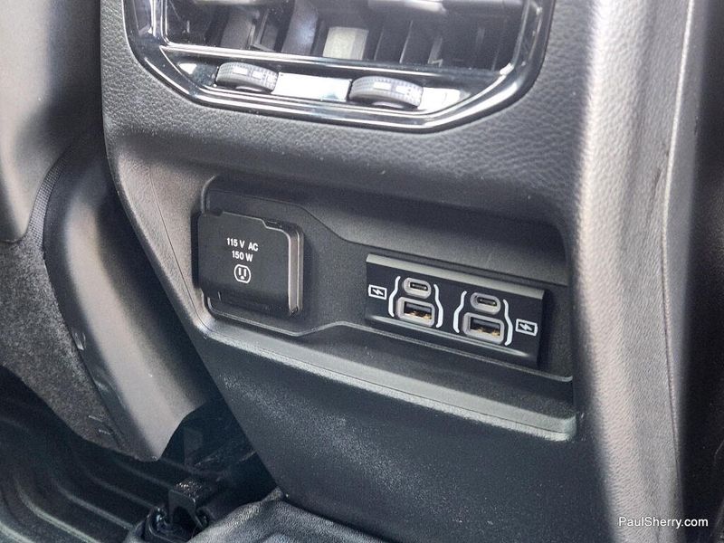 Used 2022 Jeep Grand Cherokee Altitude