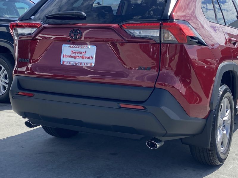 New 2025 Toyota RAV4 XLEImage 4