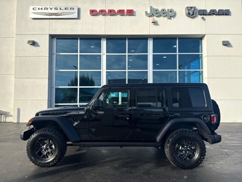 2026 Jeep Wrangler Unlimited Willys photo 4