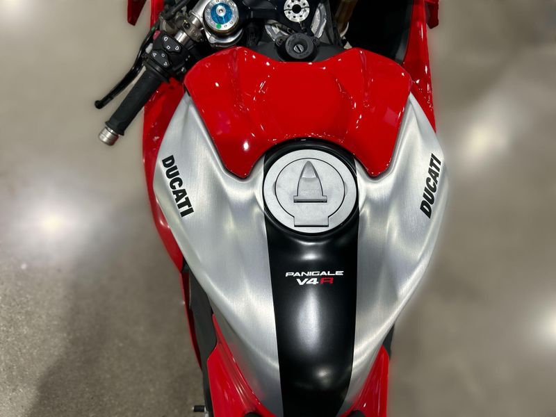 New 2026 Ducati PANIGALE V4 R Image 25