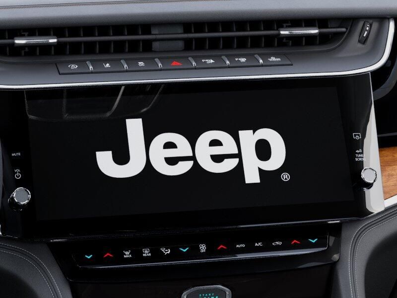 New 2026 Jeep Grand Cherokee L Summit 4x4Image 44