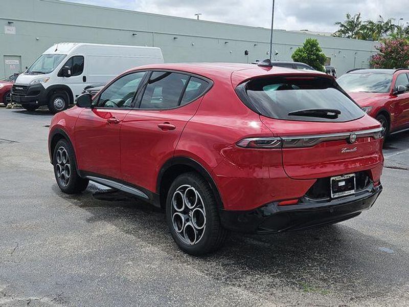 2025 Alfa Romeo Tonale photo 7