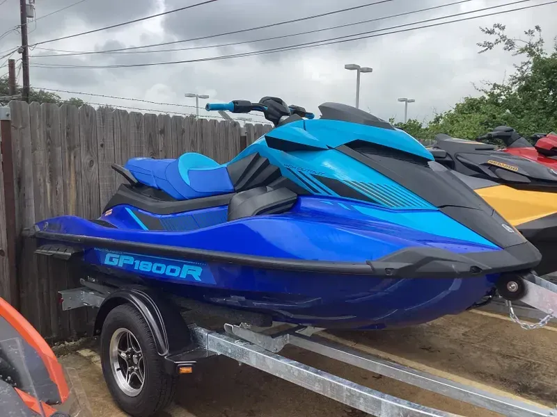 2023 Yamaha GP1800R HO WITH AUDIO AZURE BLUE AND CYAN Image 1