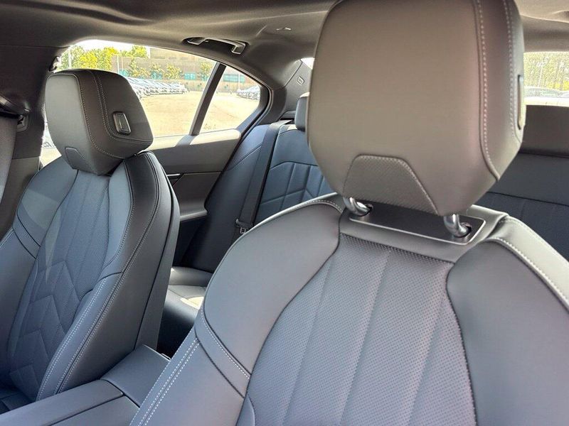 New 2027 BMW 5 Series 530iImage 17