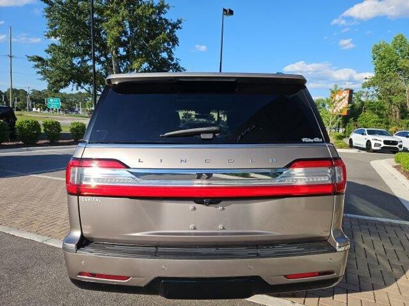 2018 Lincoln Navigator Select