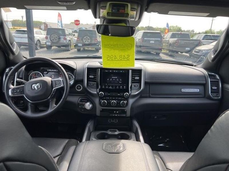 2024 RAM 1500 LaramieImage 28