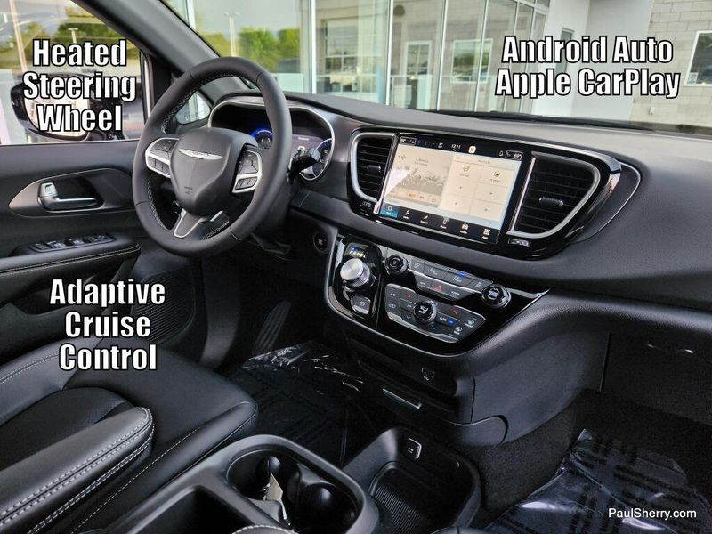 New 2026 Chrysler Voyager Lx