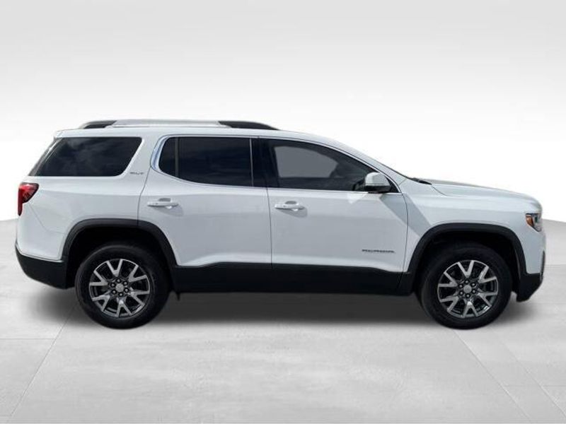 Used 2023 GMC Acadia SLT