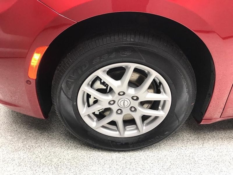 New 2026 Chrysler Pacifica SelectImage 2