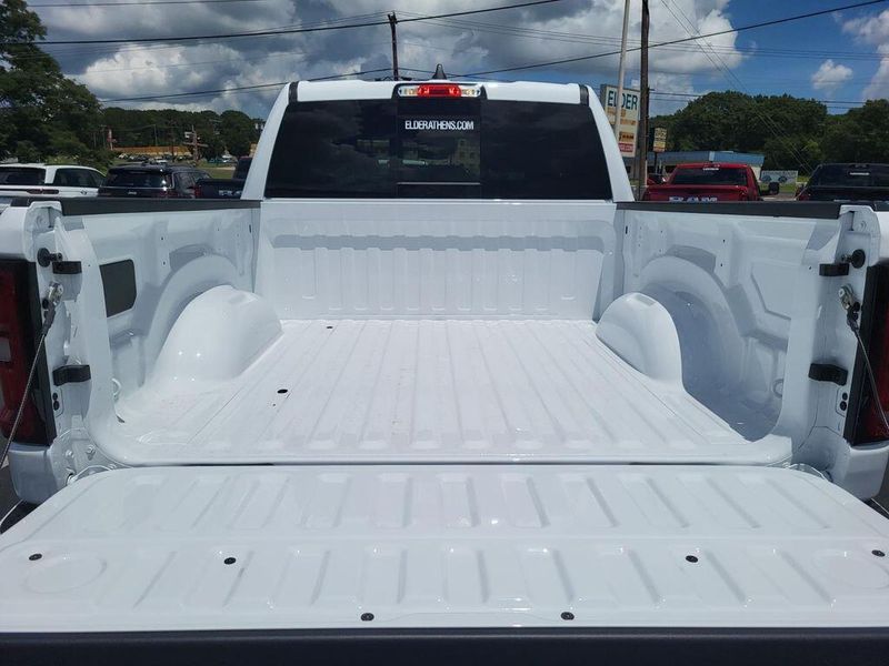 2025 RAM 1500 Lone Star Crew Cab 4x4 5