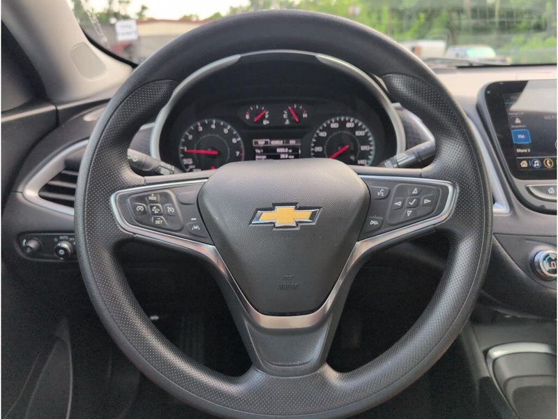 Used 2024 Chevrolet Malibu LTImage 22