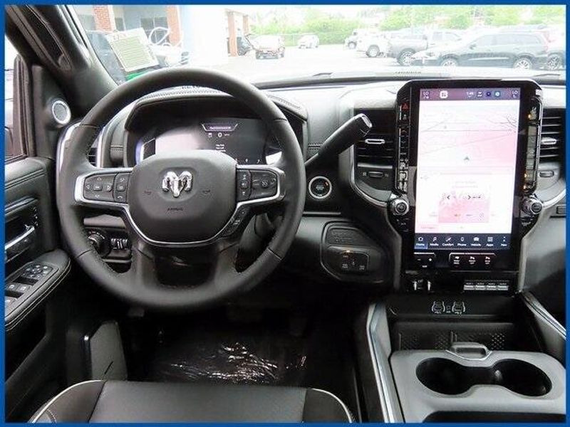 2025 RAM 2500 LaramieImage 12