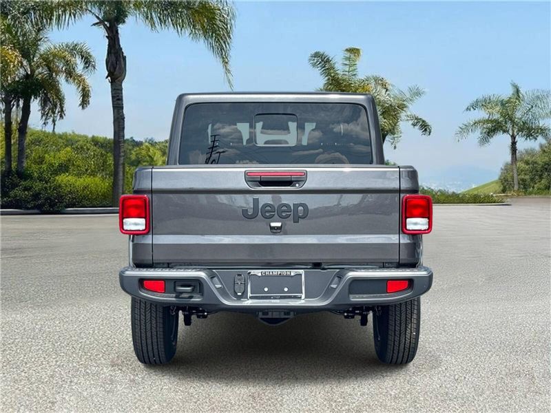New 2026 Jeep Gladiator Sport S 4x4
