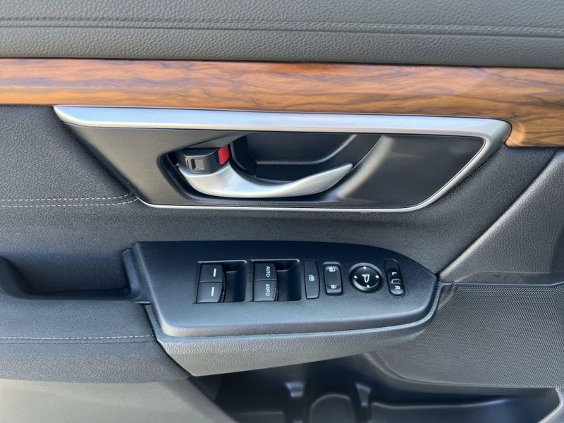 2022 Honda CR-V EXImage 6