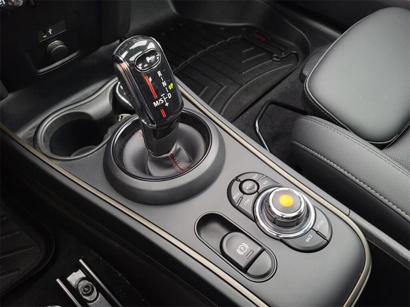2021 MINI Countryman ClassicImage 20