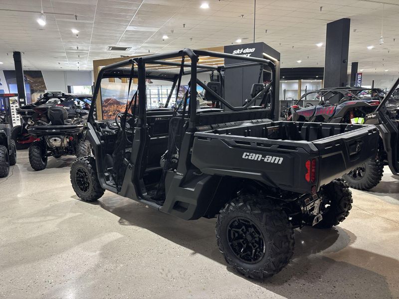 New 2026 Can-Am DEFENDER MAX DPS HD9 Image 13