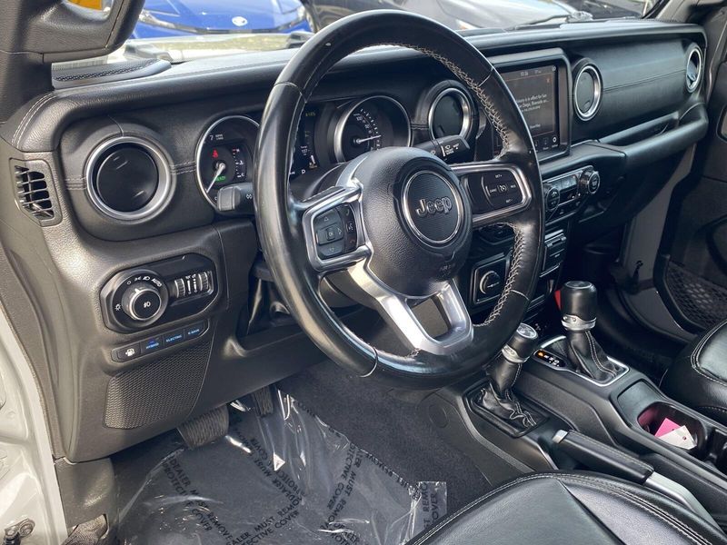 2022 Jeep Wrangler 4xE Unlimited Sahara 4xeImage 16