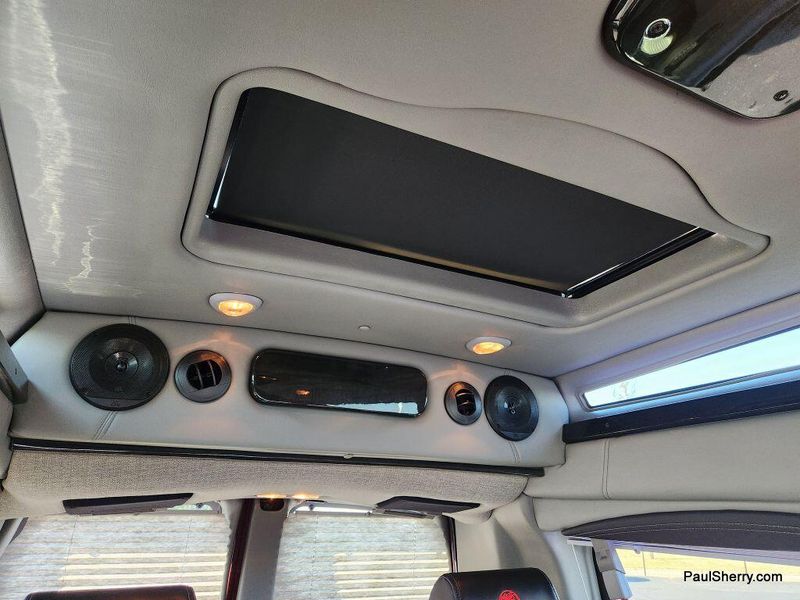 2024 Chevrolet Express Cargo 2500 photo 46
