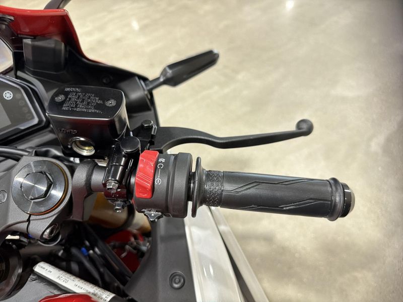 New 2026 Yamaha YZF-R3 ABS Image 24