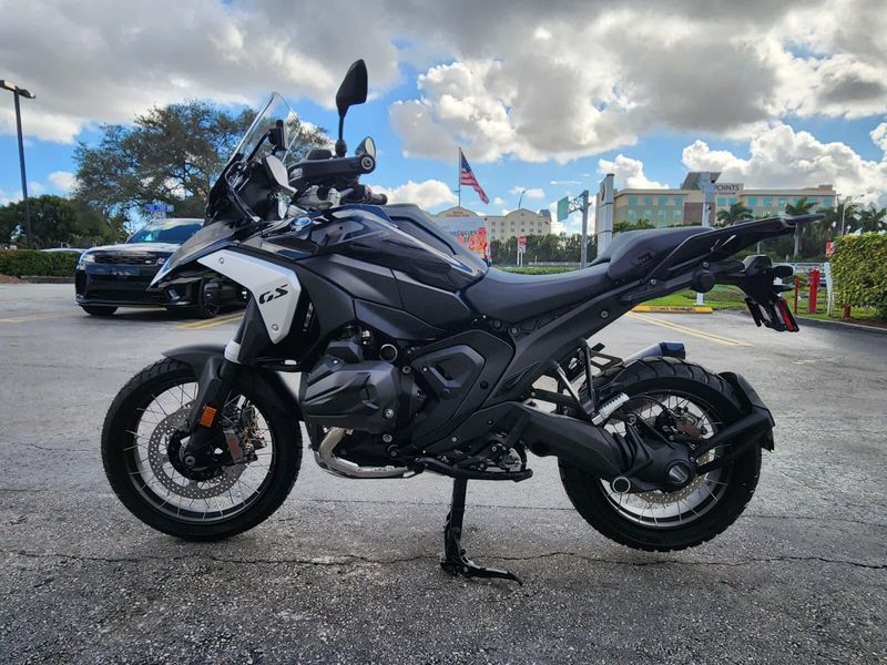 2026 BMW R 1300 GSImage 5