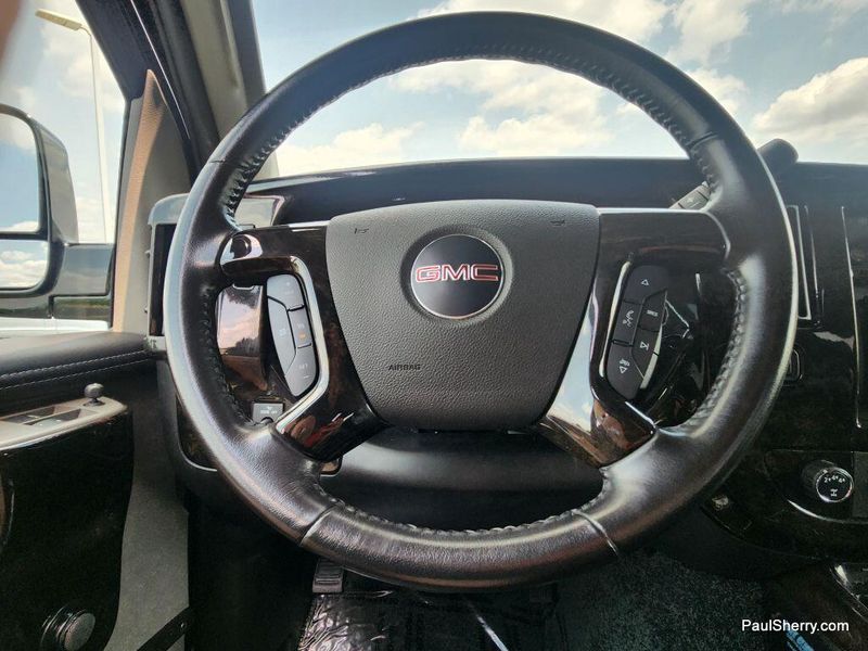 2020 GMC Savana Cargo Image 36