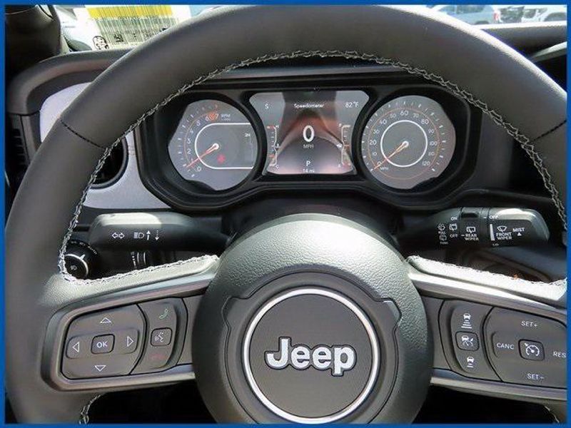 New 2025 Jeep Wrangler 4-DOOR SPORT S