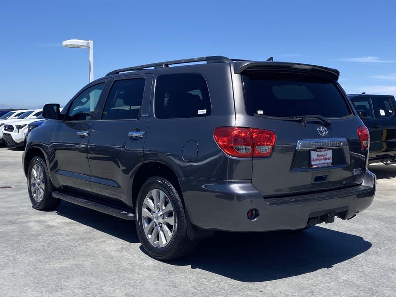 Used 2011 Toyota Sequoia LtdImage 5