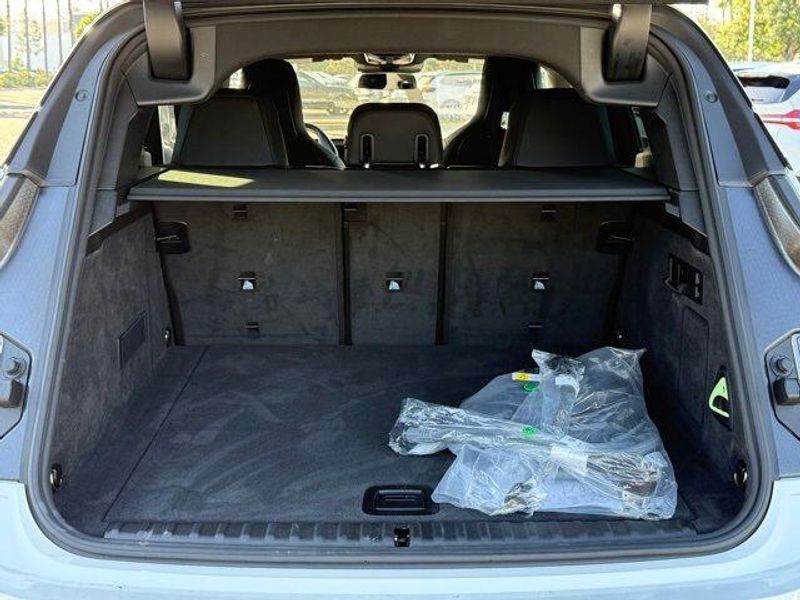 Used 2026 BMW iX xDrive45Image 16