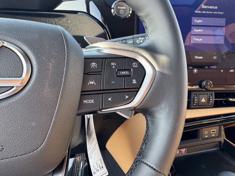New 2026 Lexus NX 450h+ PremiumImage 23