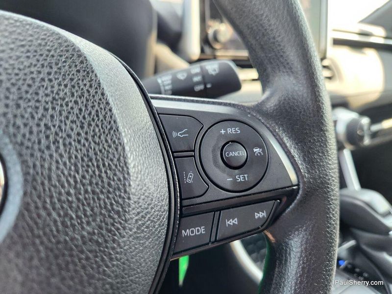 2024 Toyota RAV4 Hybrid LE photo 30