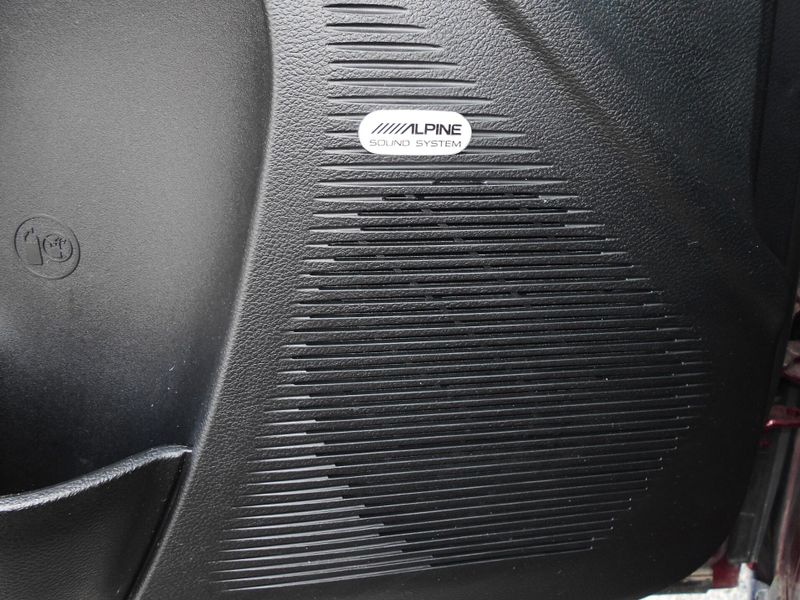 2022 Dodge Challenger SXTImage 15
